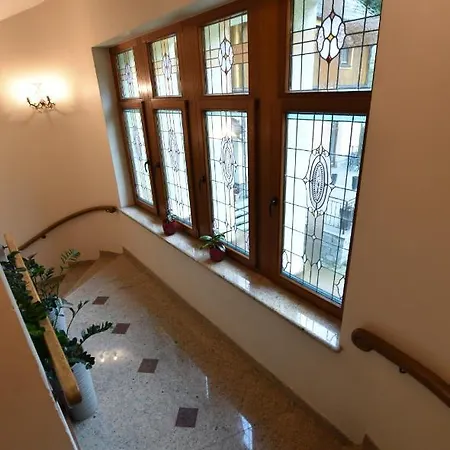 Mondi Kai Ii, Piekna Przy Szlaku Na Szrenice, Mini *