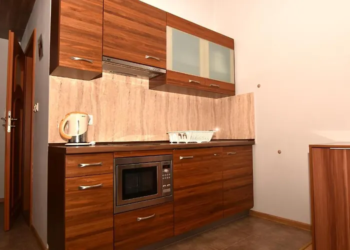 Mondi Kai Ii, Piekna Przy Szlaku Na Szrenice, Mini Szklarska Poreba